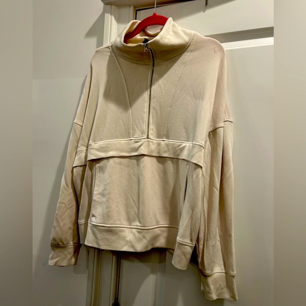 3/$30 bundle - Danskin Large sweatshirt